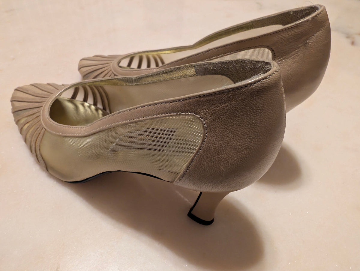 Sesto Meucci Mesh and Leather, Champagne Gold Heel Pumps (size 6 ）made in spain