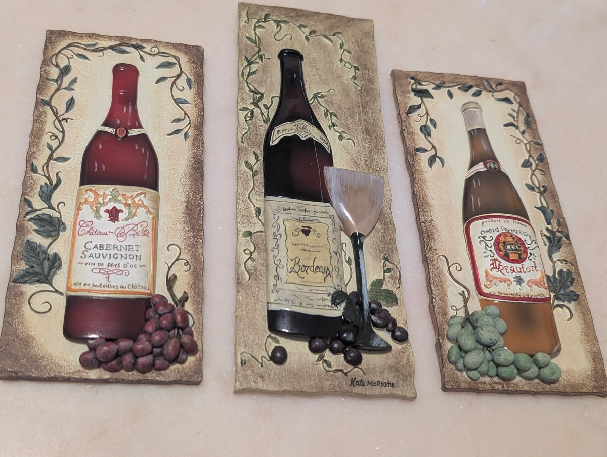 Wine Bottle Wall Art Set of 3 Hand Painted Kitchen Decor　
