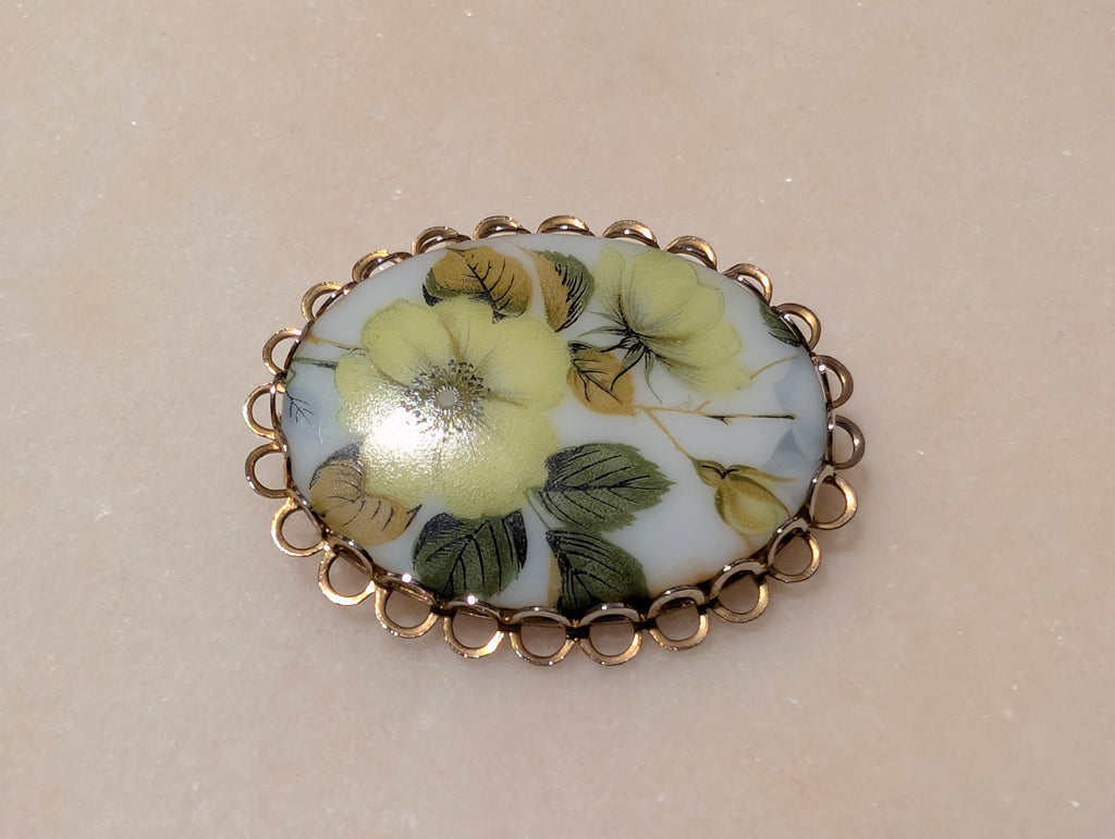 Vintage Floral Porcelain Style Brooch Pin