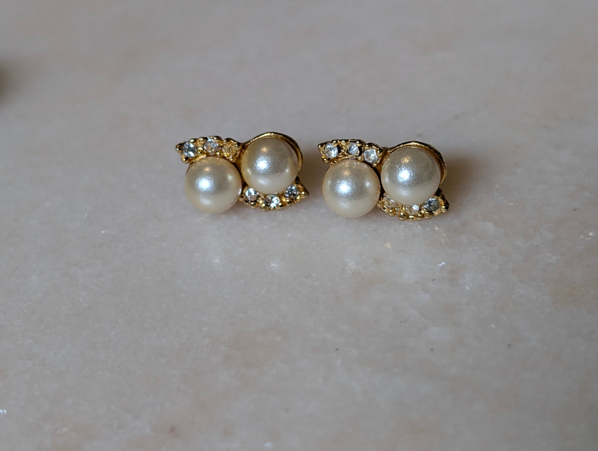 Vintage Gold Tone & Faux Pearl Earrings