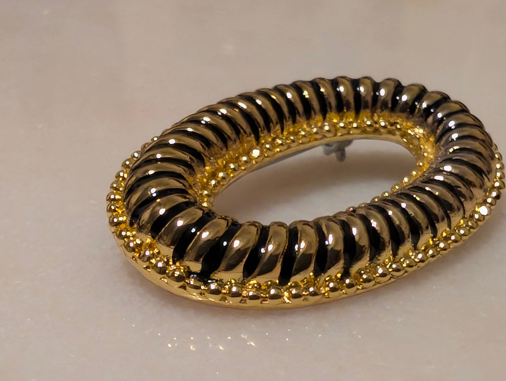 Vintage Black Enamel Gold Tone Oval Brooch