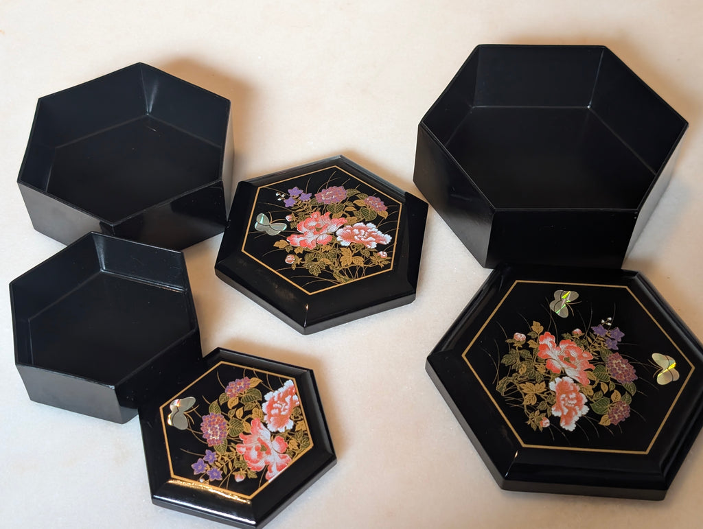 Japanese Black Lacquer Nesting Trinket Boxes Set of 3 Hexagon Mother of Pearl Butterfly Floral