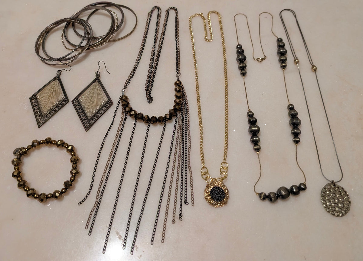 Gold and Silver Tone Jewerly Bundle