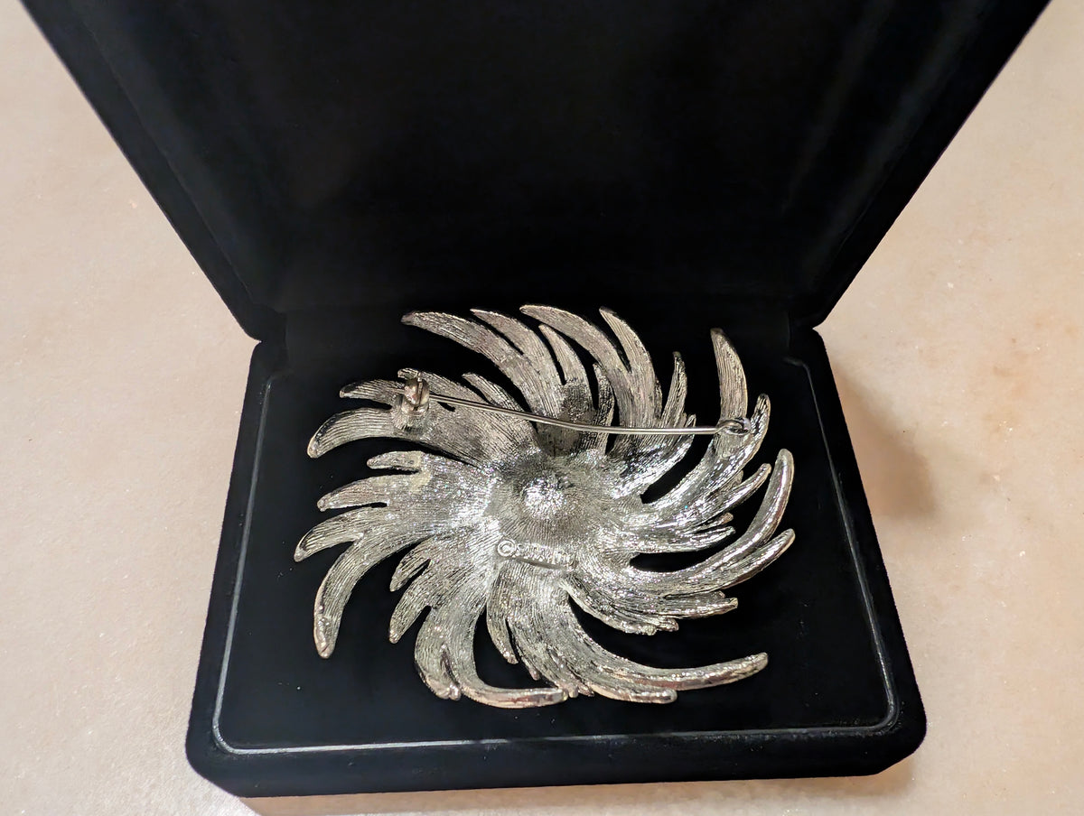 Vintage Designer Swirl Starburst Brooch: Sarah Coventry