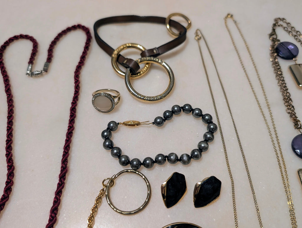 Vintage Gold Tone Jewerly Bundle, Romantic Style