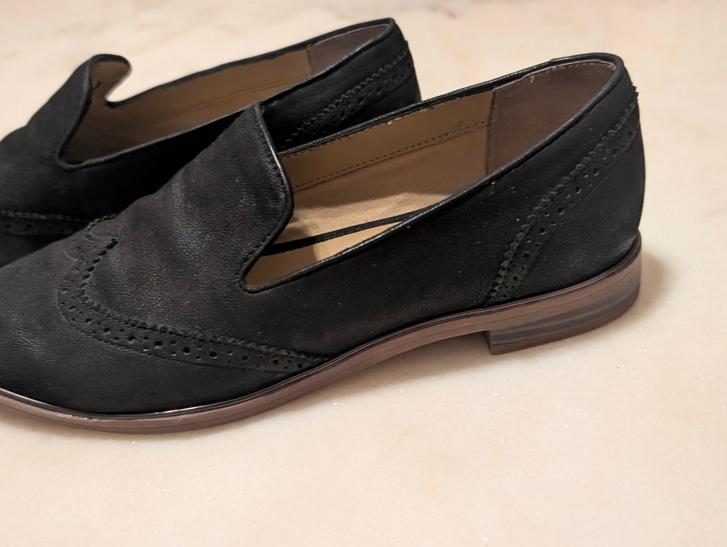 Franco Sarto Black Leather Smoking Loafers Wingtip Flats (size 7M)