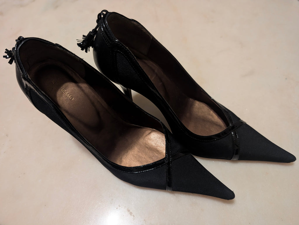 Iramo Italy Black Pointed Toe Pumps Tassel Heels EU 37 US 6.5-7 Leather Sole
