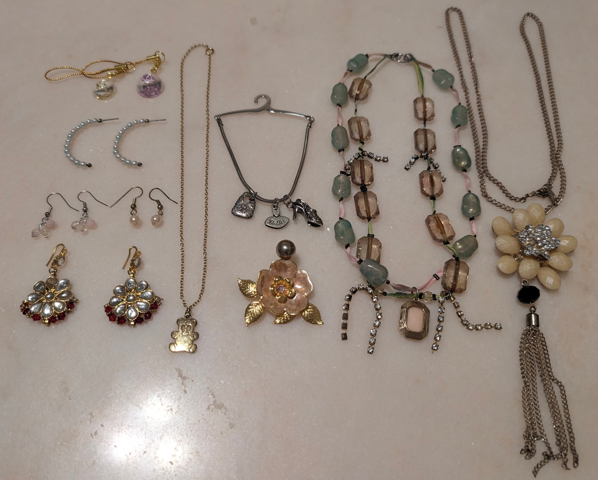 Vintage Jewerly Bundle: Cottagecore Style