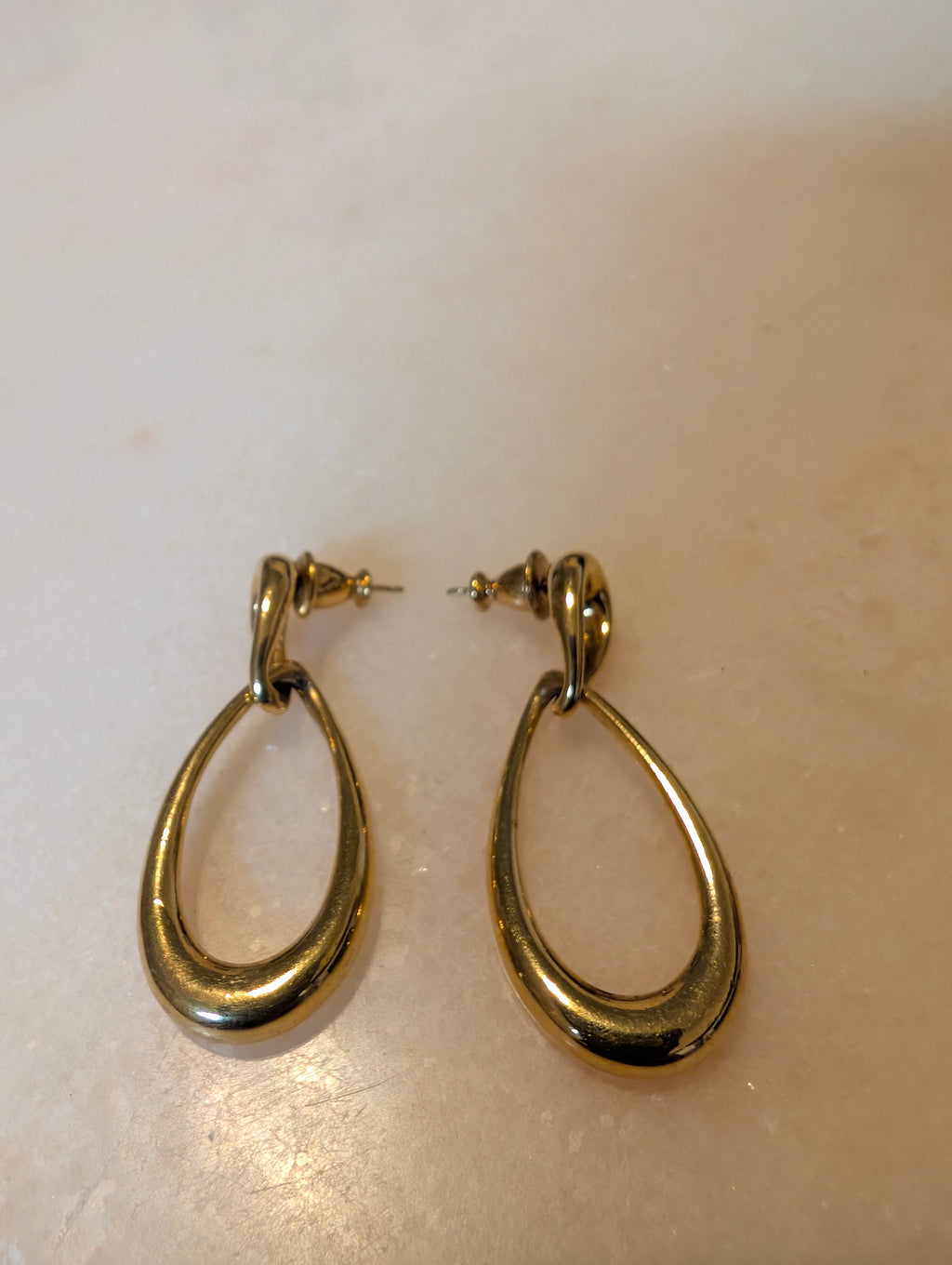 Vintage Designer Tear Drop Earrings: Monet