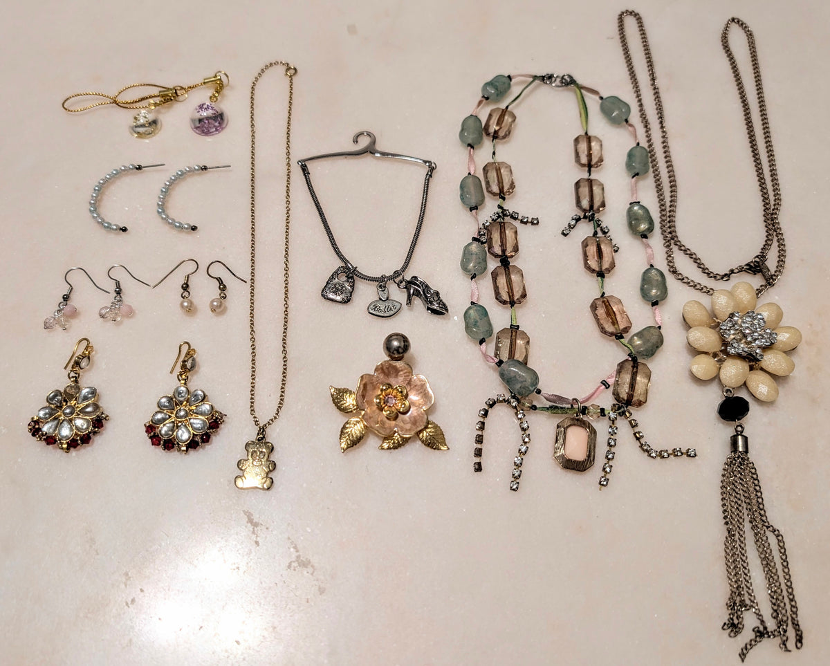 Vintage Jewerly Bundle: Cottagecore Style