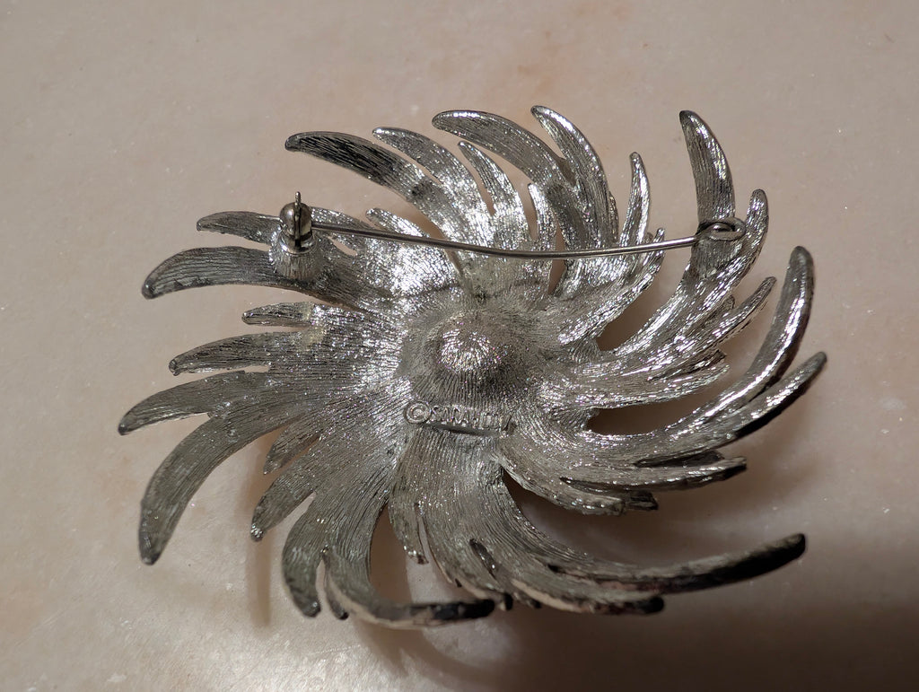 Vintage Designer Swirl Starburst Brooch: Sarah Coventry