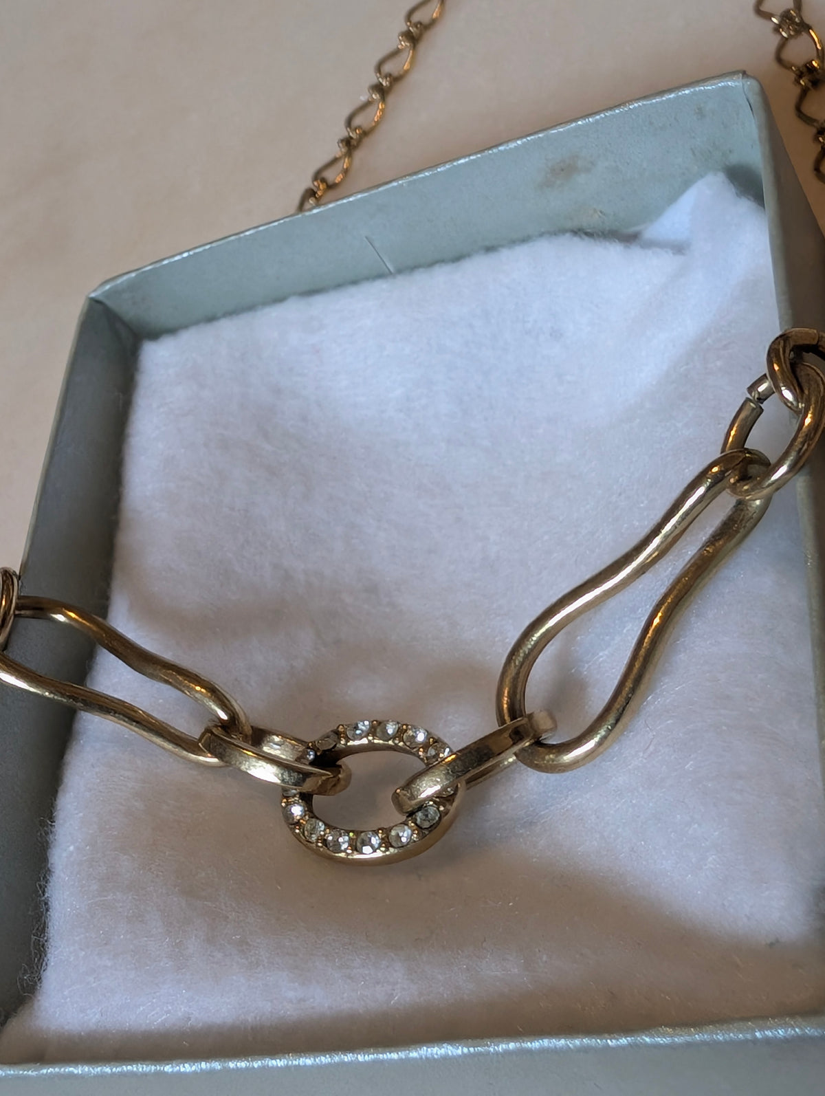 Vintage Designer Gold Tone Necklace: Avon