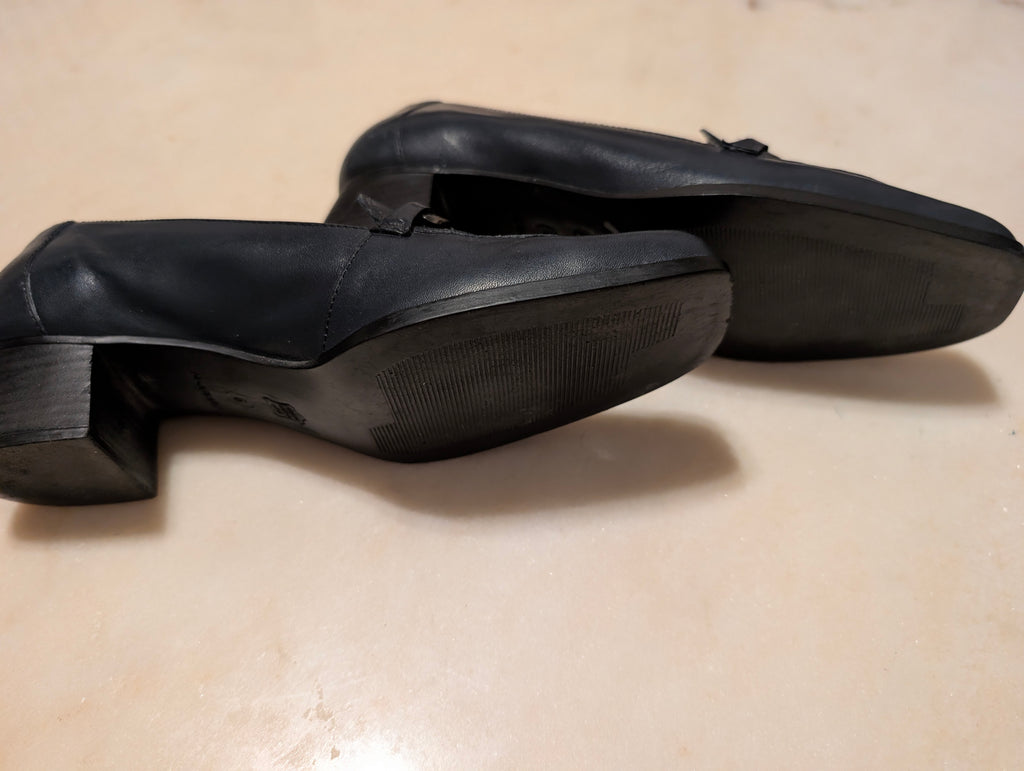Black Leather Comfort Loafers Square Toe Block Heel Women's Size 6