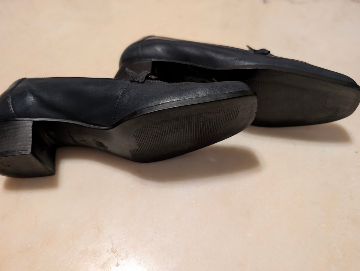 Black Leather Comfort Loafers Square Toe Block Heel Women's Size 6