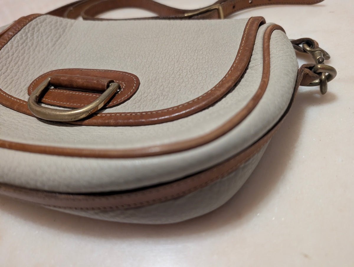 Vintage Dooney & Bourke AWL Ivory Tan Leather Crossbody Bag USA Pebble Grain