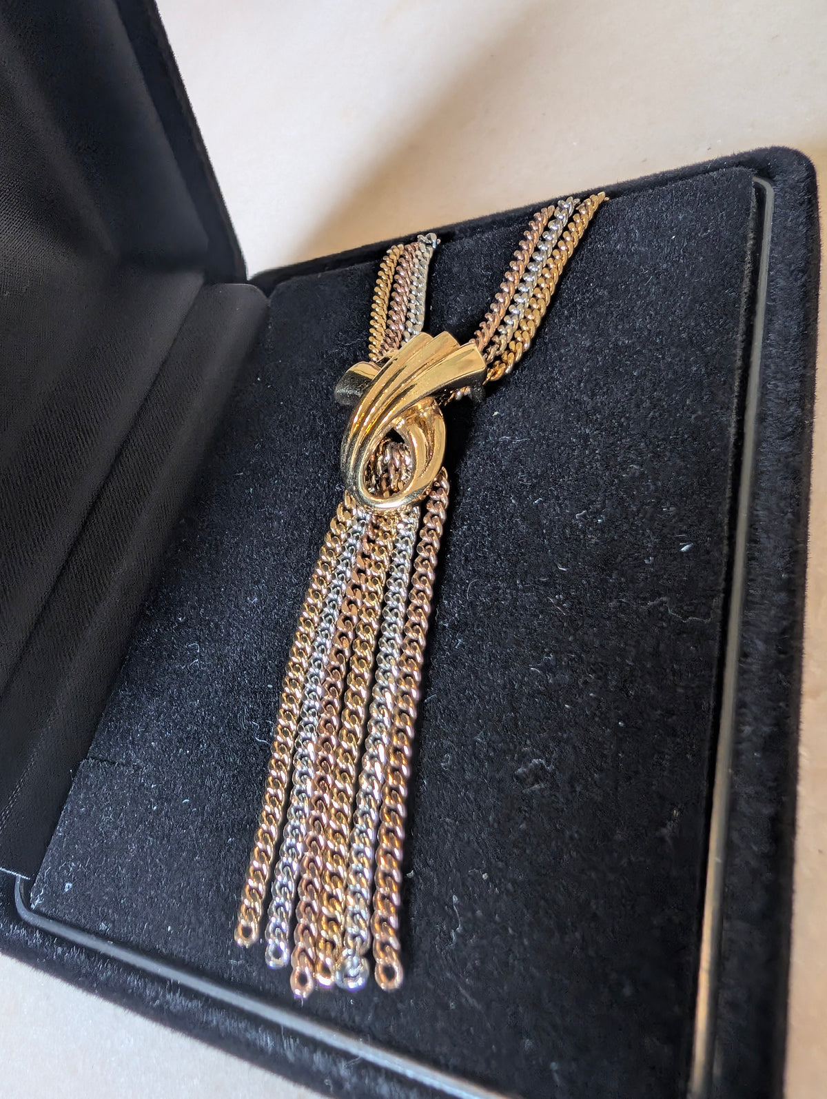 Vintage Designer Tri-Tone Tassel Necklace: Avon