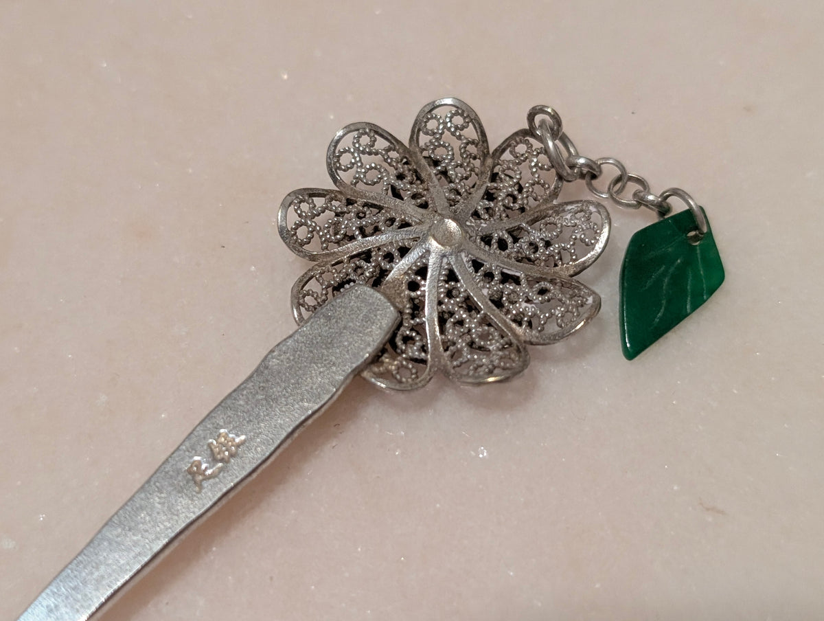 Vintage Chinese Silver Filigree Hair Stick Pin Jade Leaf Charm Marked Zu Yin 足銀