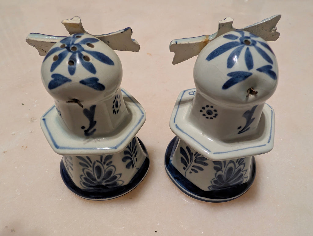 Vintage Delft Blue Holland Windmill Salt & Pepper Shakers Rotating Blades Pair