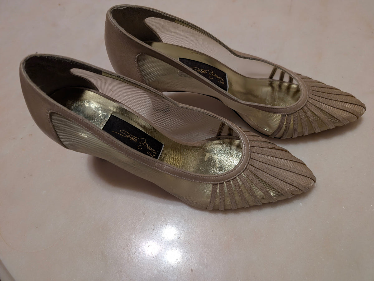 Sesto Meucci Mesh and Leather, Champagne Gold Heel Pumps (size 6 ）made in spain