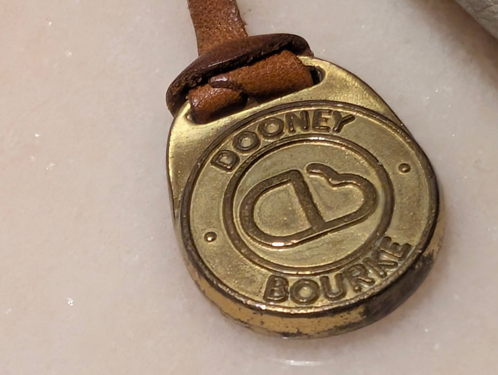 Vintage Dooney & Bourke AWL Ivory Tan Leather Crossbody Bag USA Pebble Grain