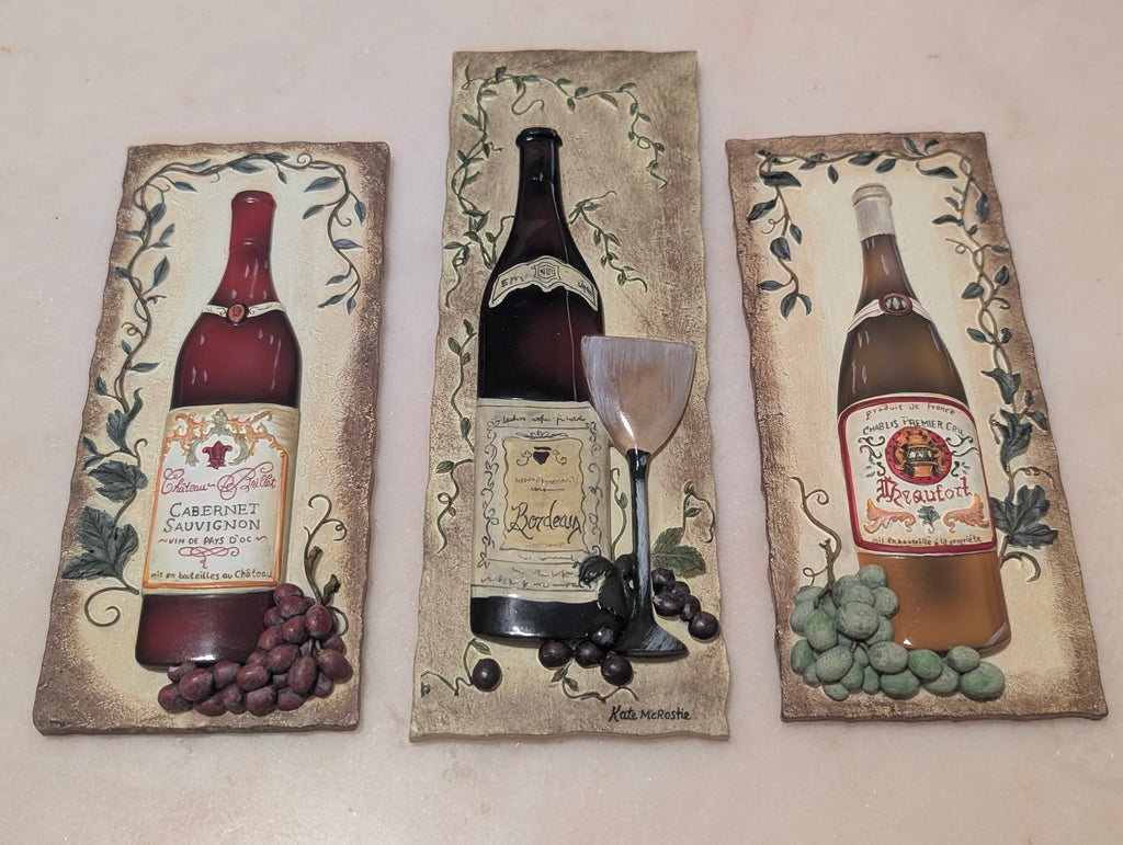 Wine Bottle Wall Art Set of 3 Hand Painted Kitchen Decor　
