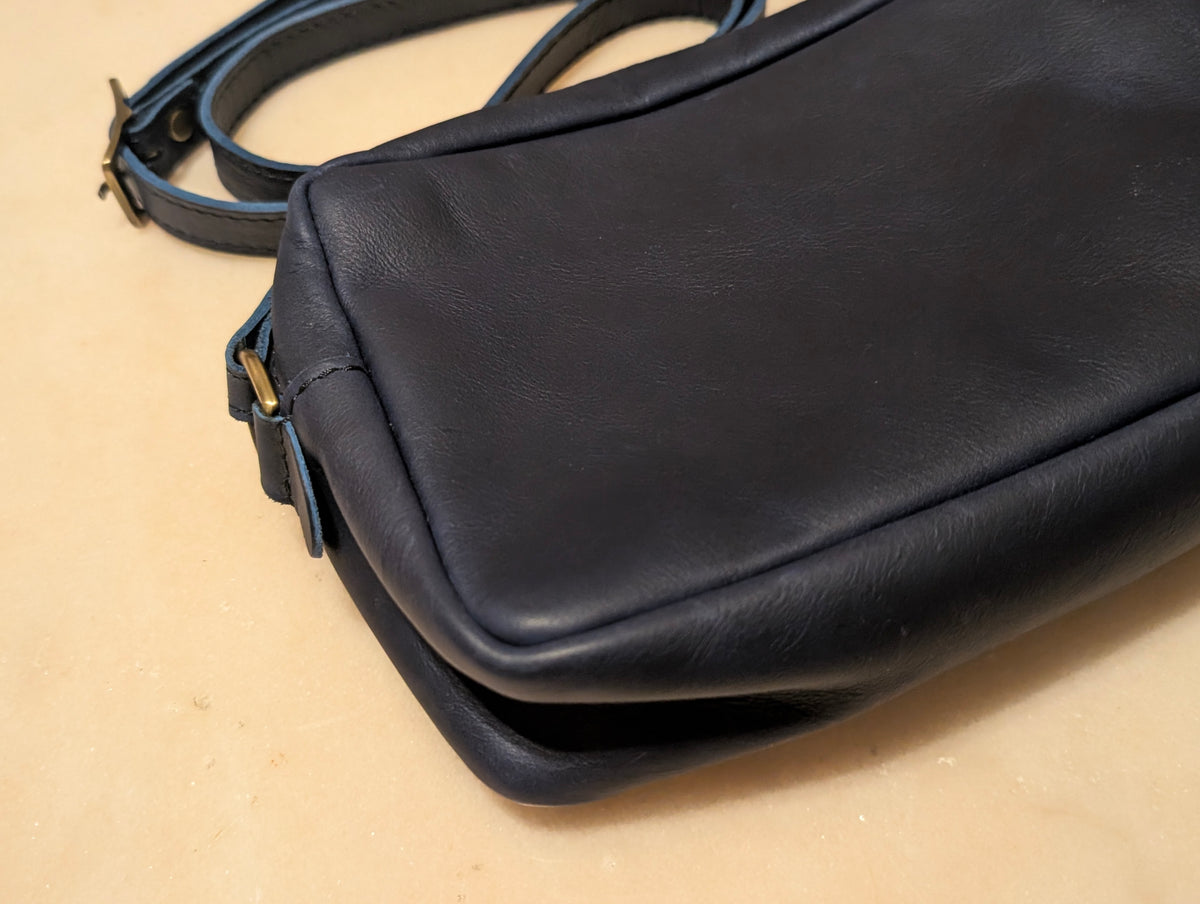 Portland Leather Goods Full Grain Leather Crossbody Purse Navy Blue