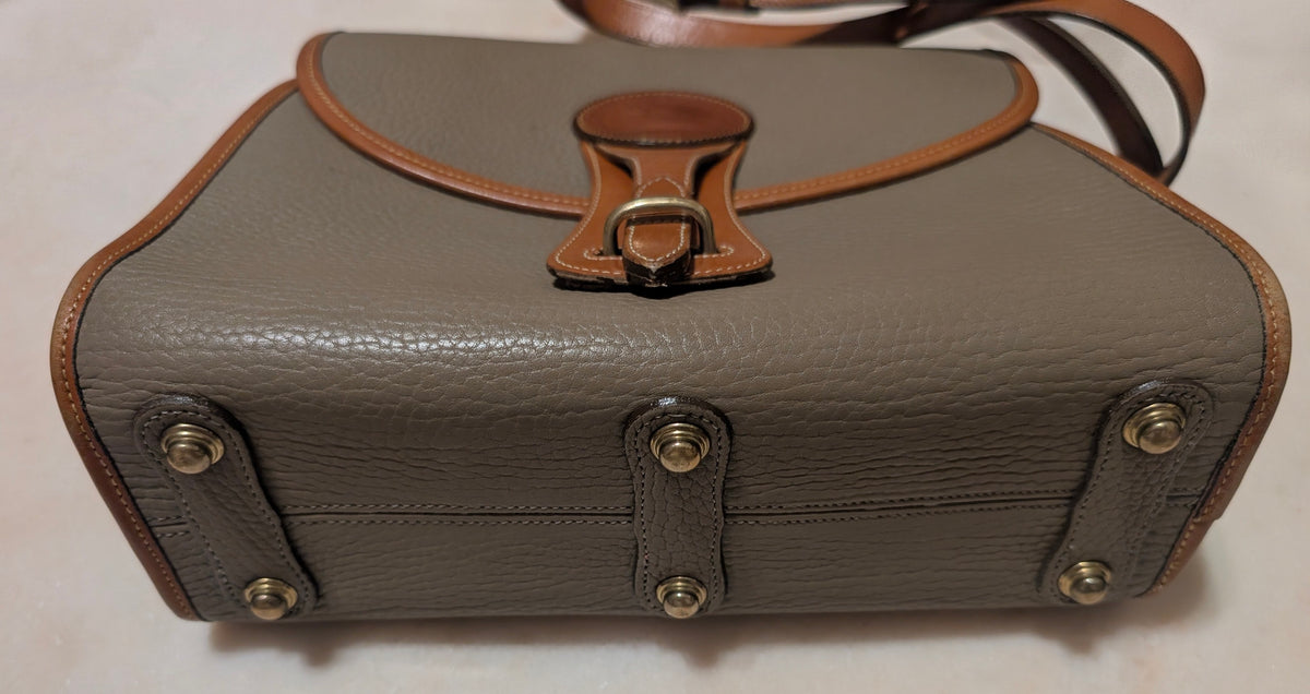 Dooney & Bourke pebble grain leather satchel (Gray）