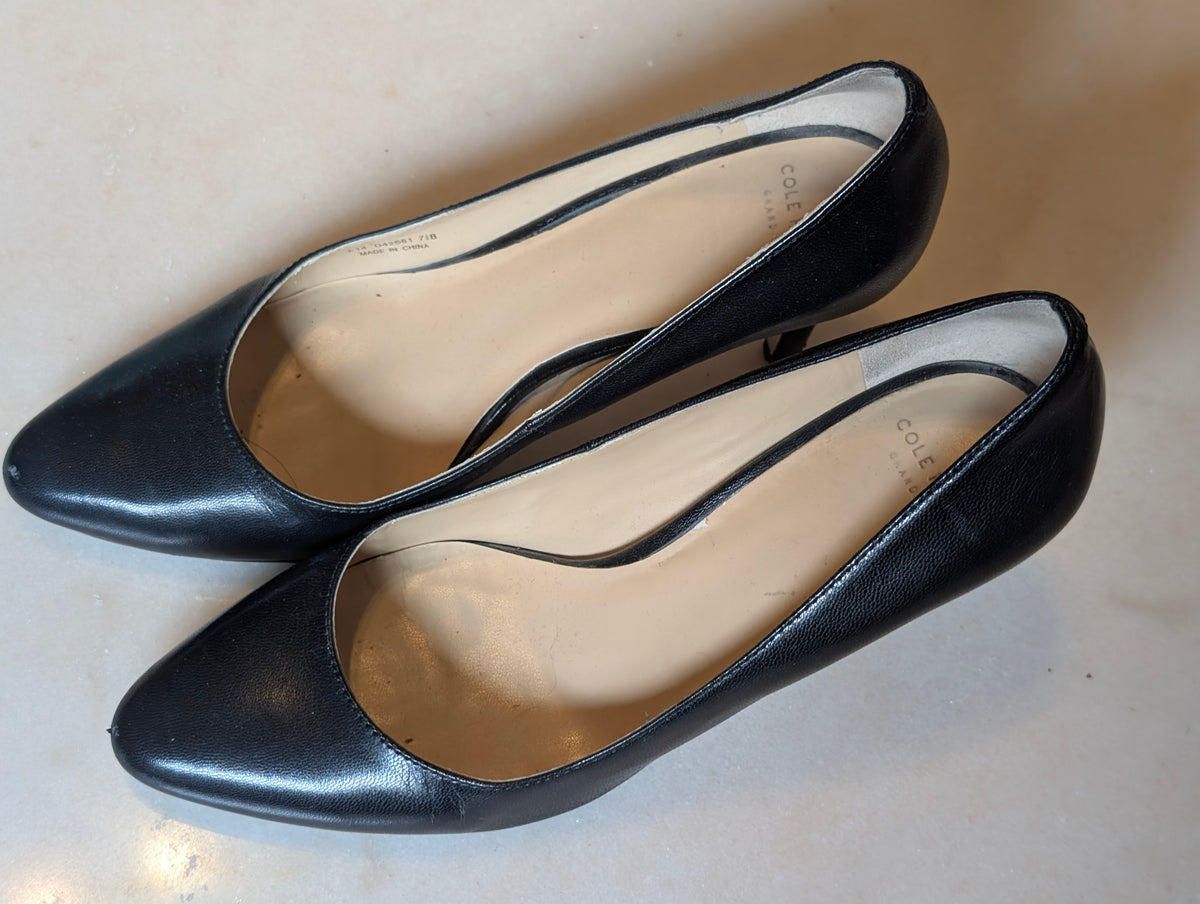 Cole Haan Grand.OS Black Leather Pointed Toe Pumps Heels Women's 7.5B Classic Ca